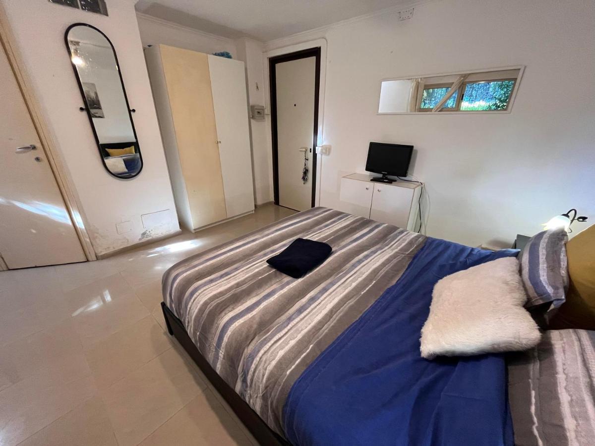Monolocale A Mostacciano Apartment Rome Exterior photo